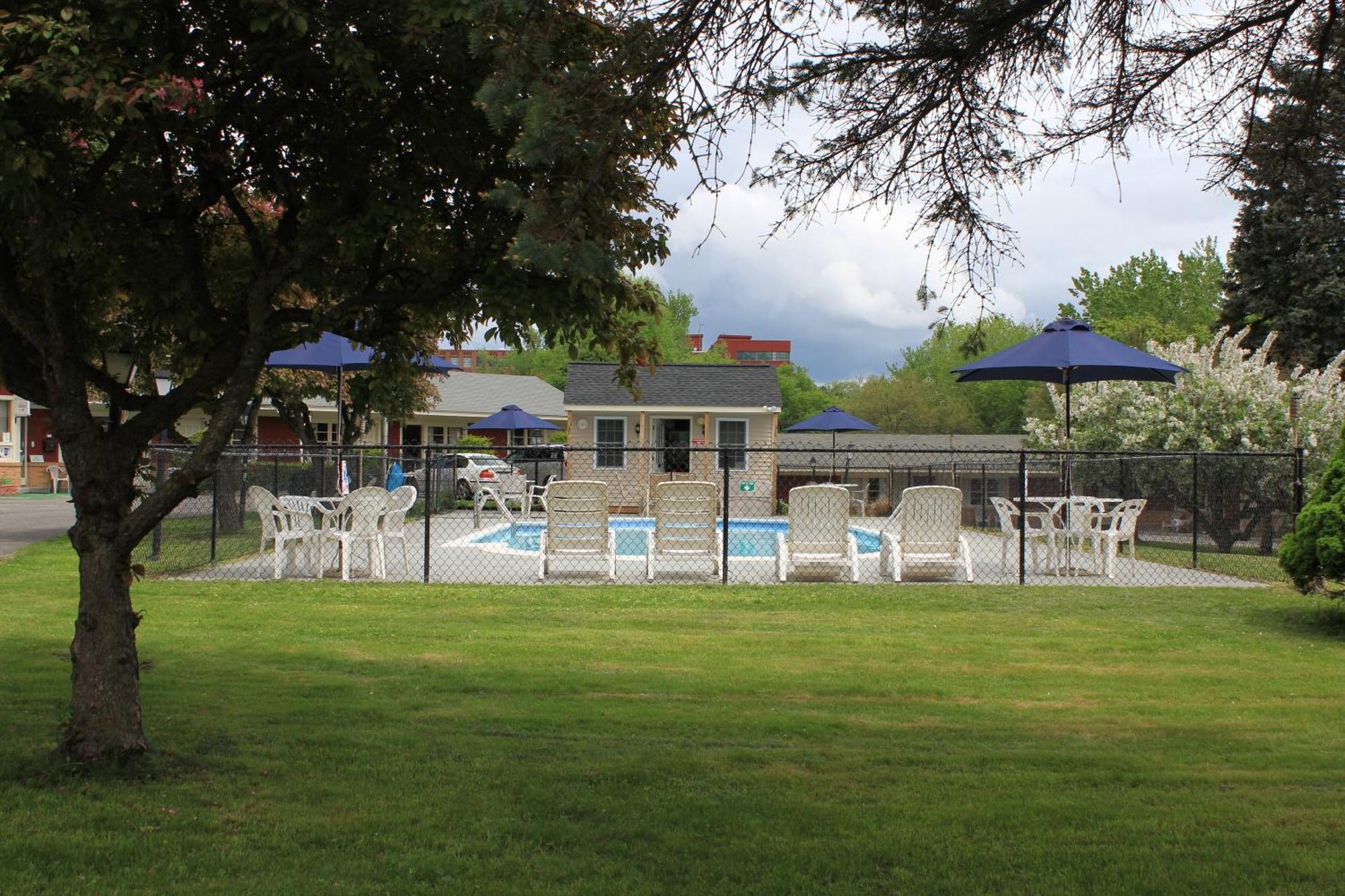 Berkshire Inn Pittsfield Exteriör bild