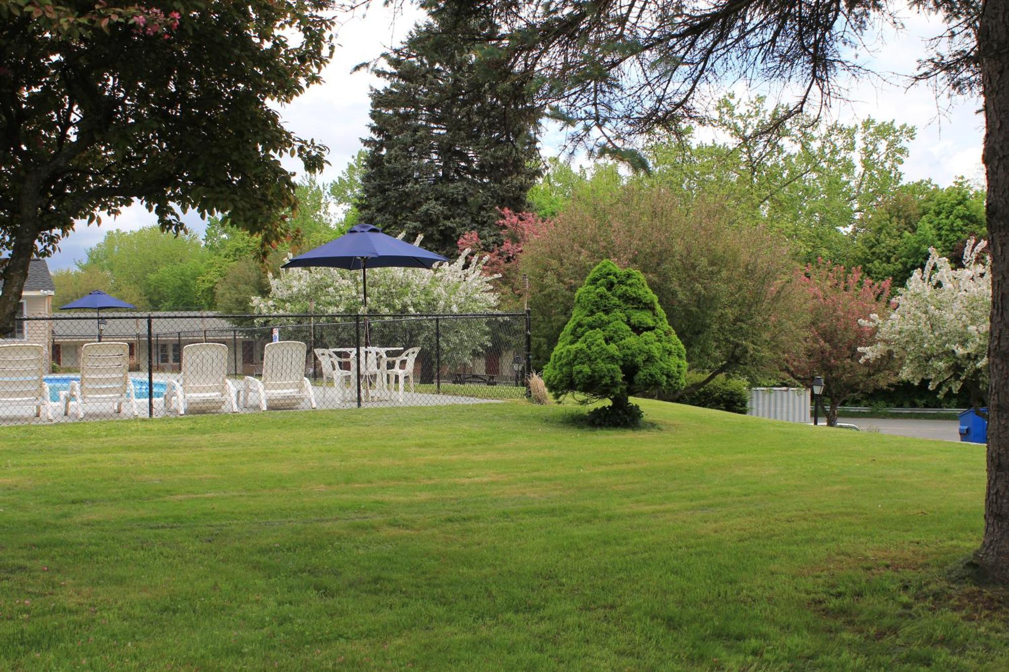 Berkshire Inn Pittsfield Exteriör bild