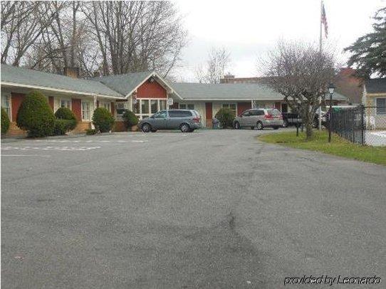 Berkshire Inn Pittsfield Exteriör bild
